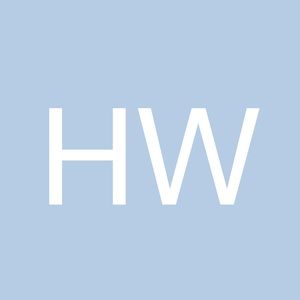 Meet your Posher, Hollie